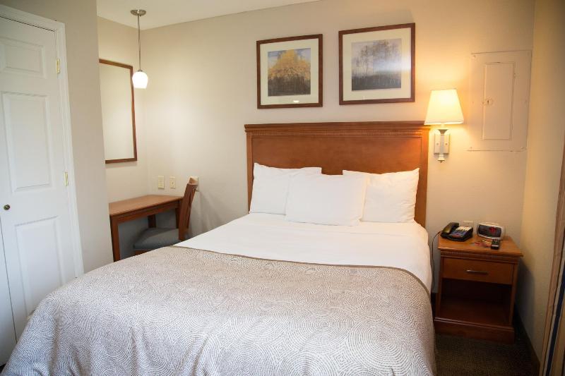 Candlewood Suites Huntersville-Lake Norman Area By Ihg Exterior foto